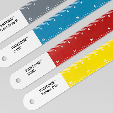 Lineal fra Pantone Living