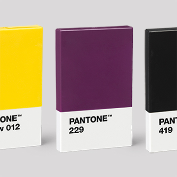 Kredit- & visitkortholder fra Pantone Living